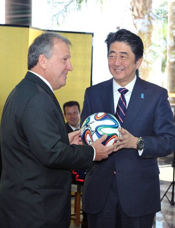 安倍总理访问了巴西联邦共和国。