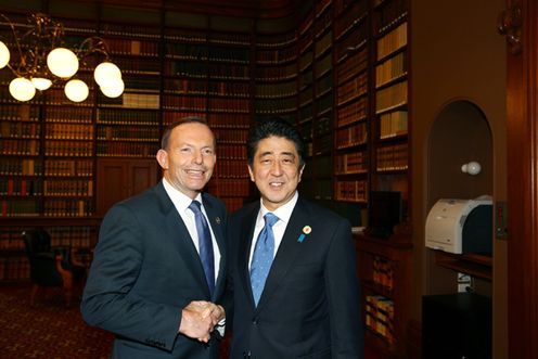 安倍总理出席G20布里斯班峰会。