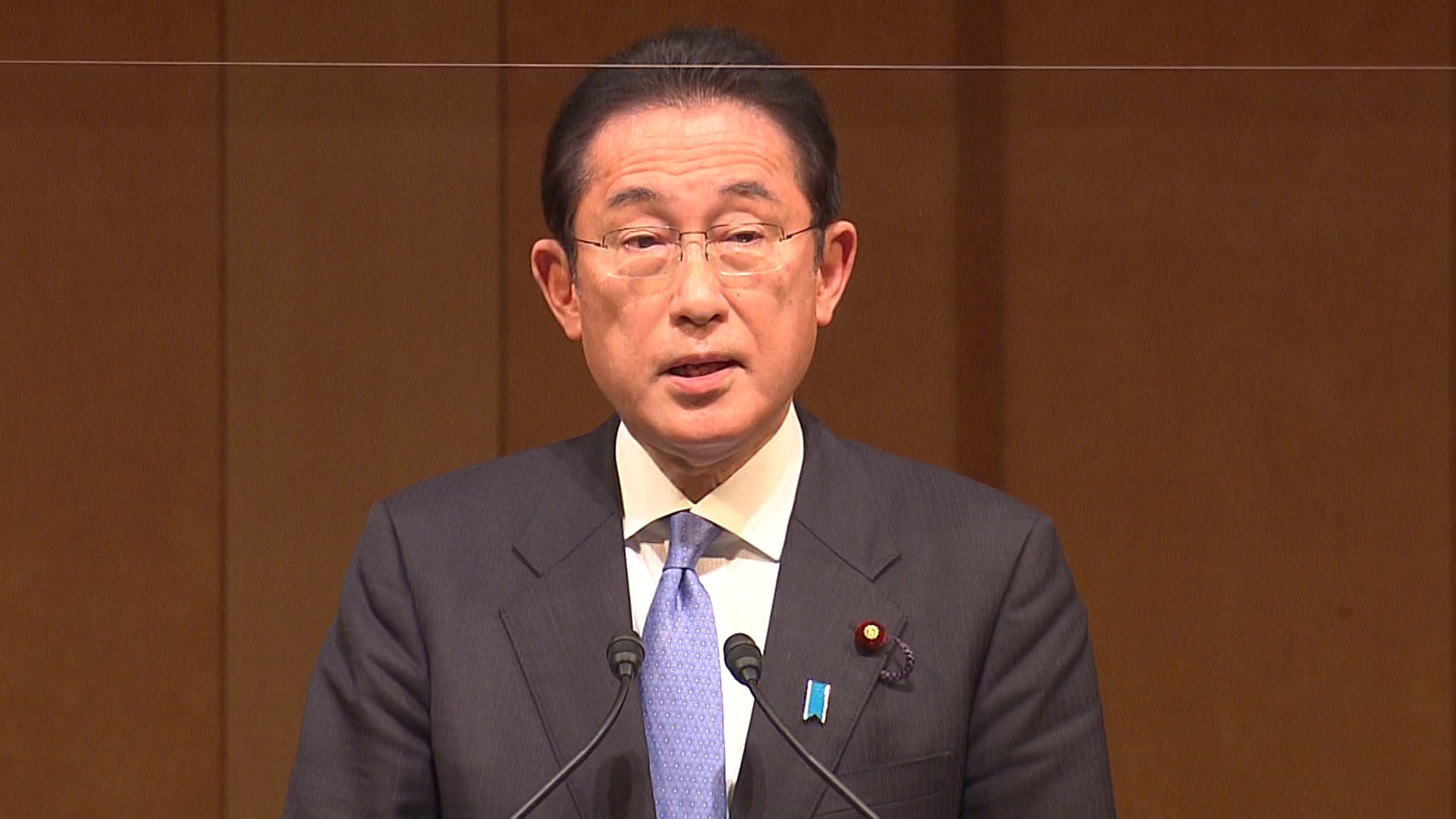 内外形势调查会全国恳谈会
