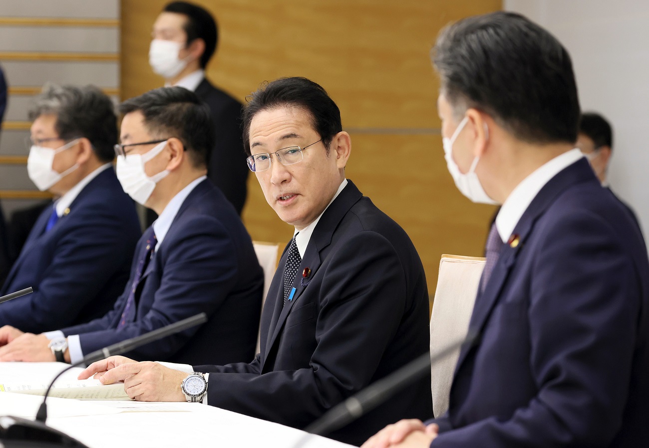 有关下调成年年龄的相关阁僚会议