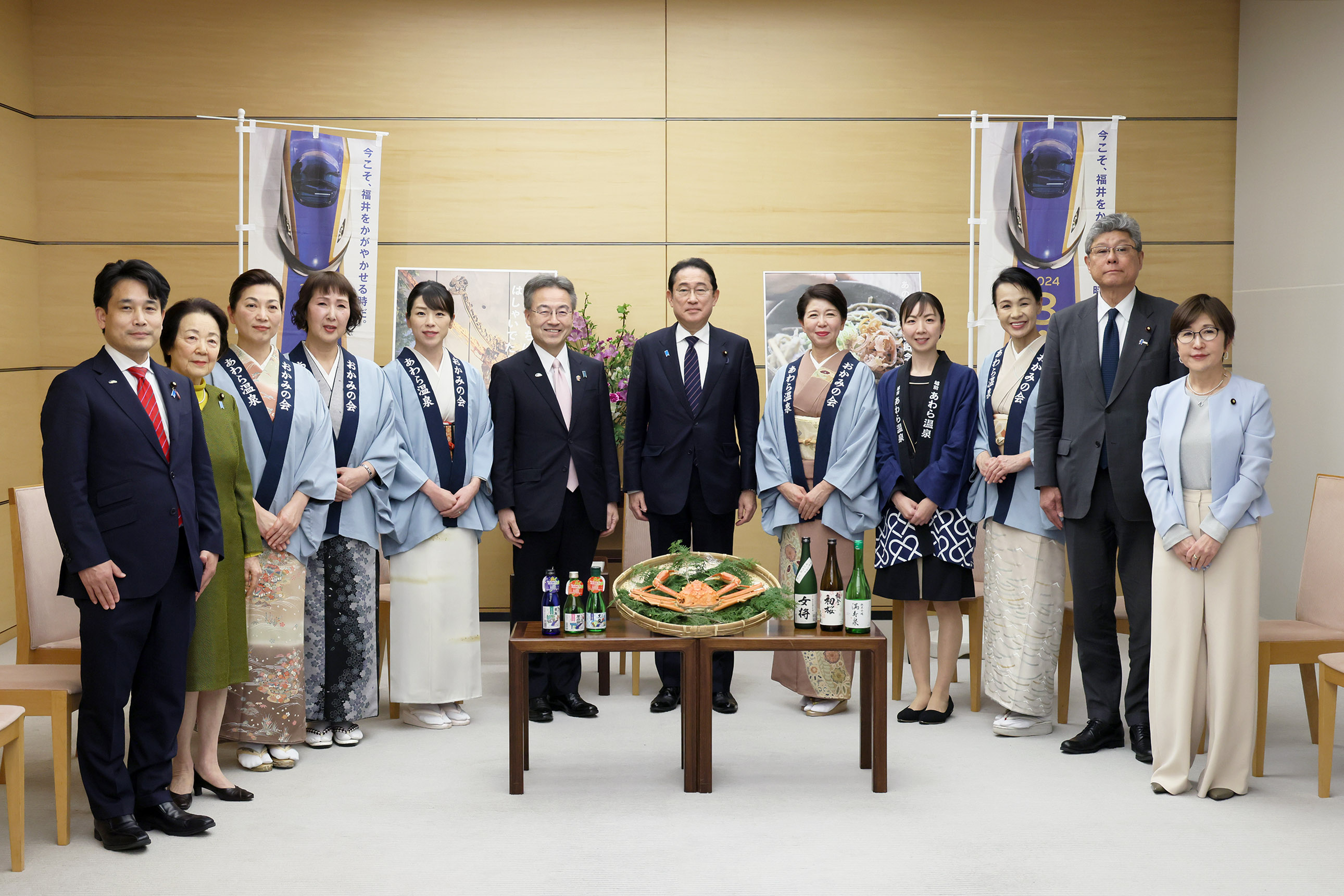 会见福井县知事一行