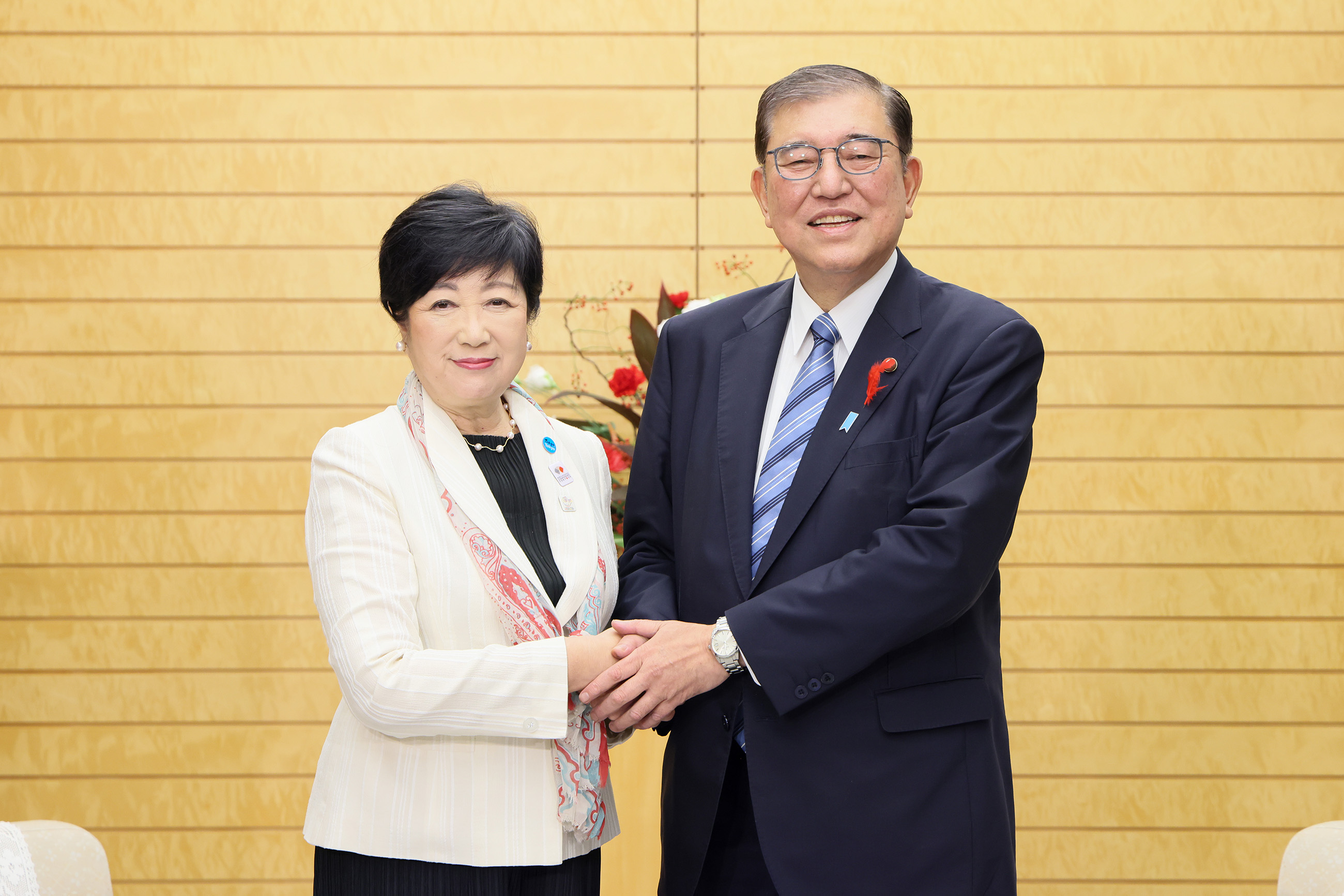 会见东京都知事