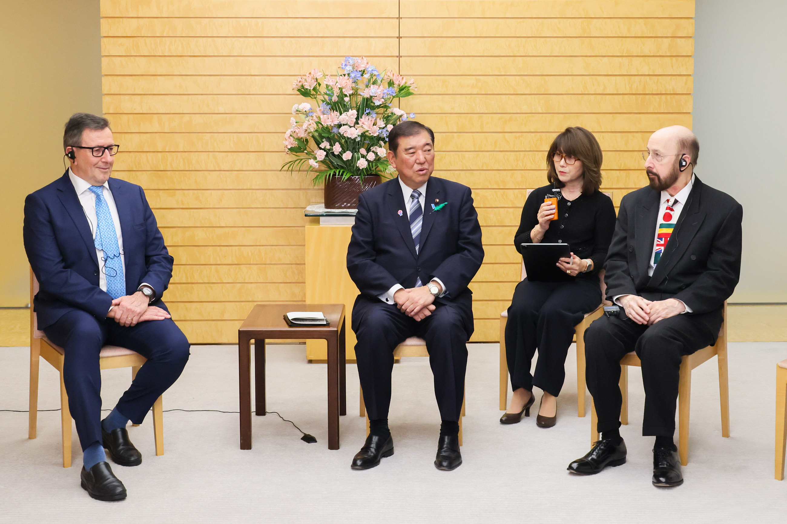 石破首相接受拜会2