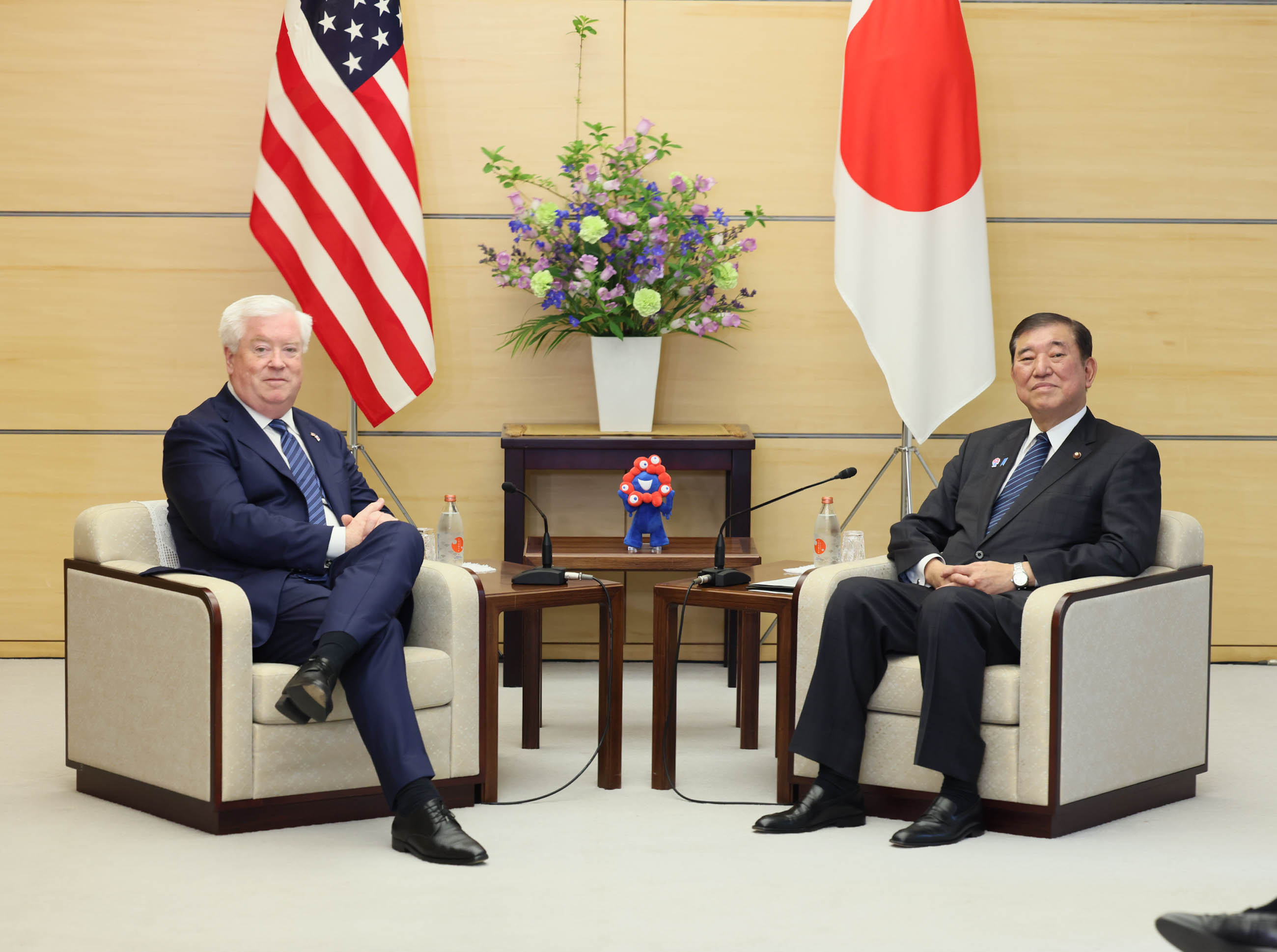 石破首相接受拜会6