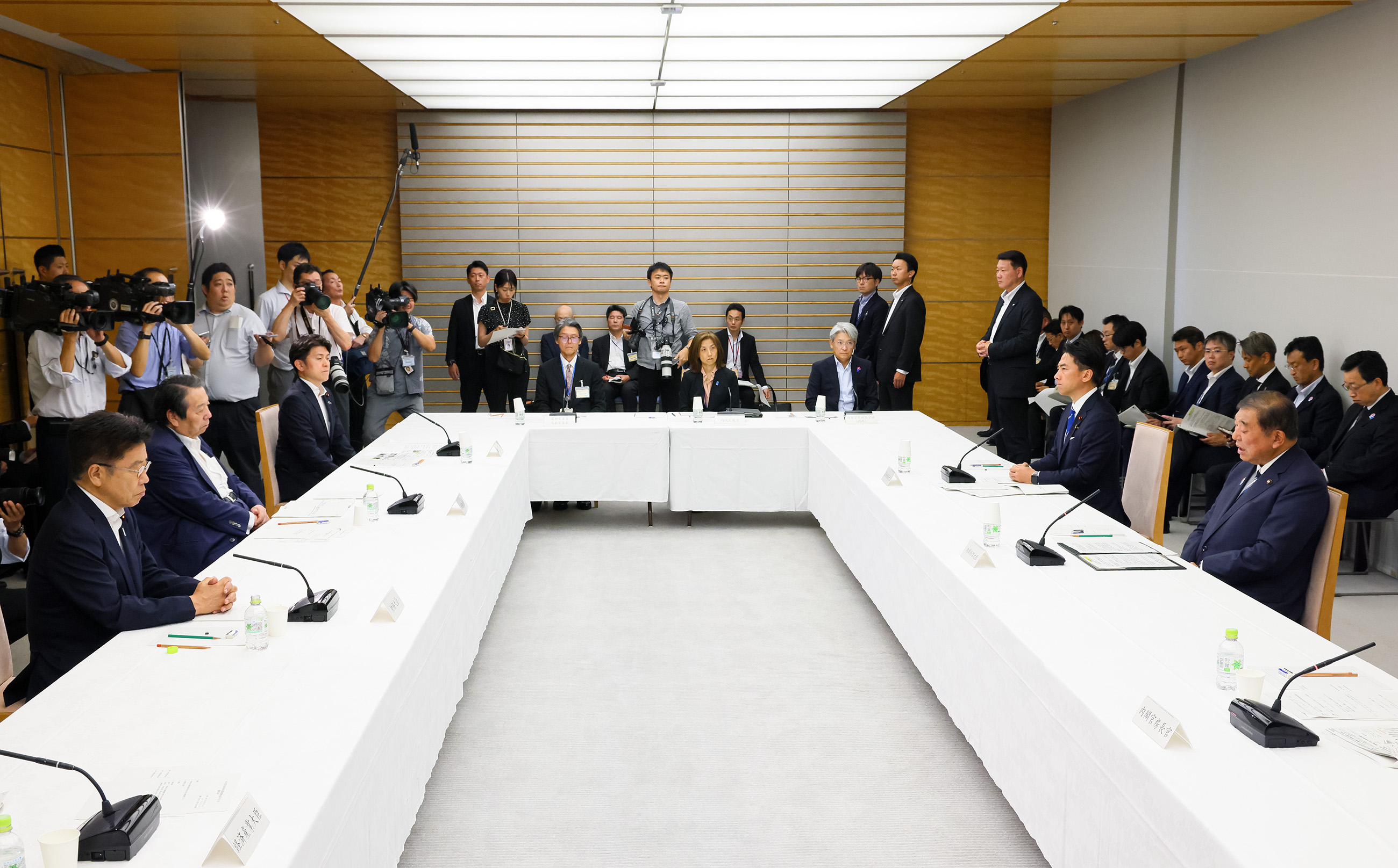石破首相总结会议3