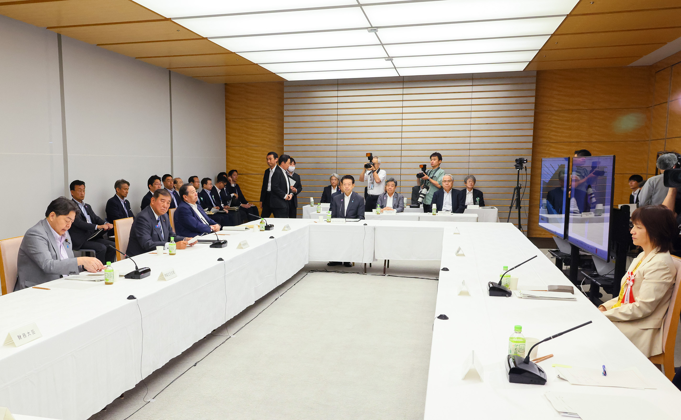 石破首相总结会议3