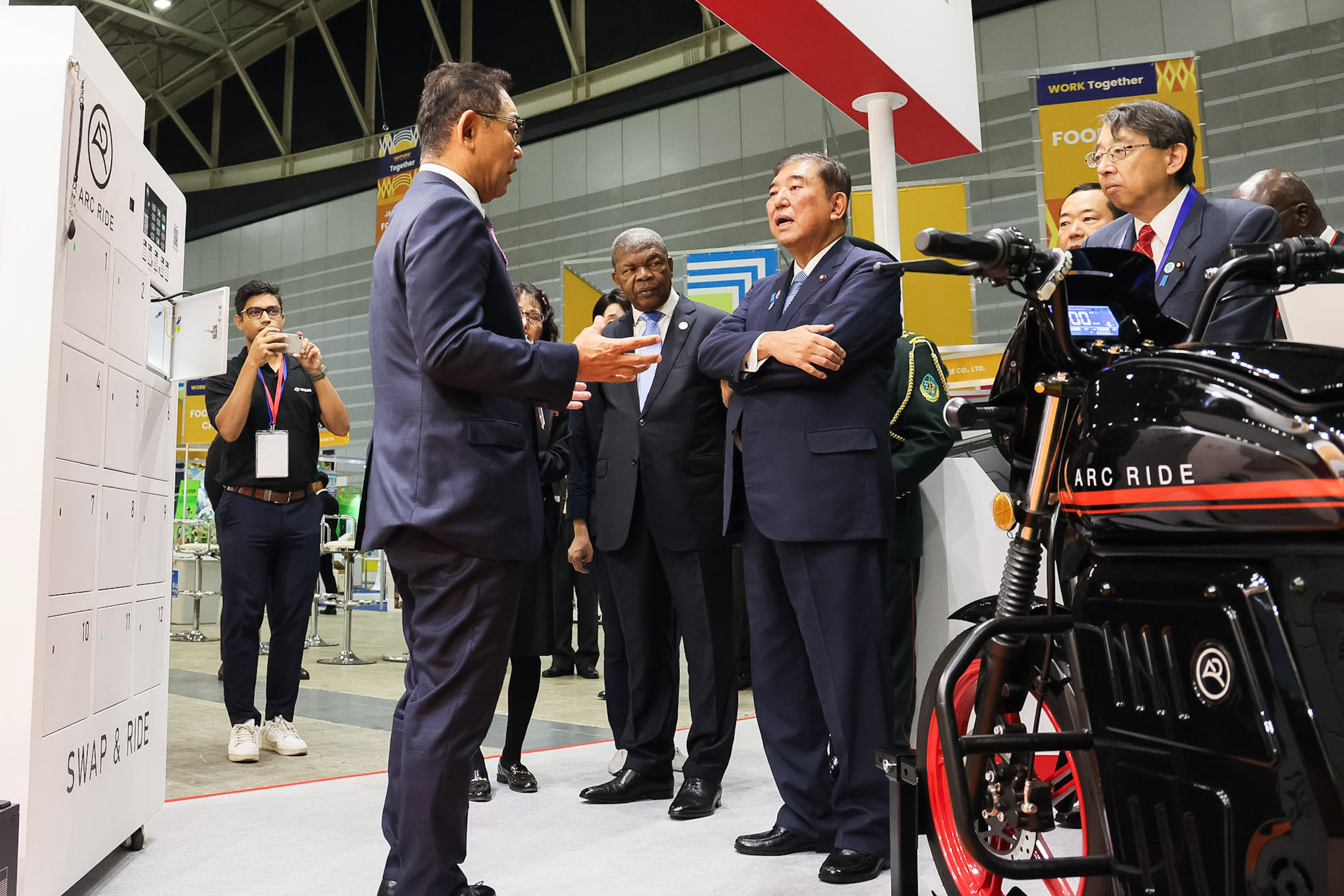 石破首相视察2