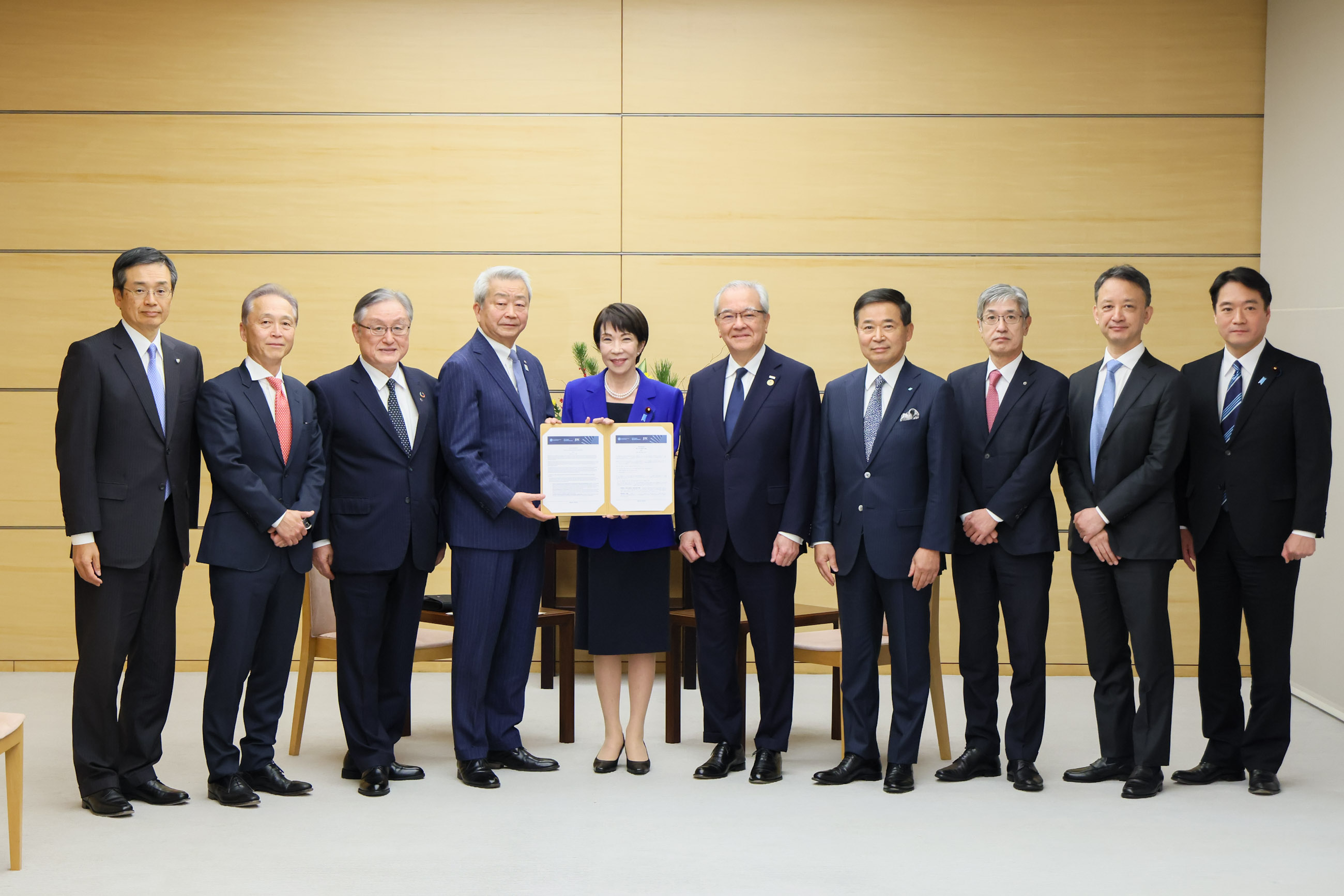 会见泽田日美经济协议会顾问等