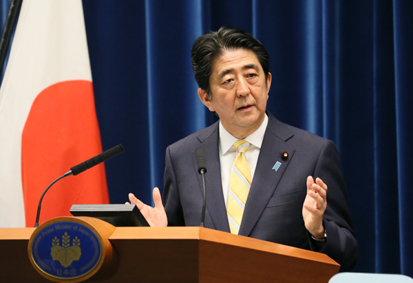 安倍内阁总理大臣举行了记者招待会