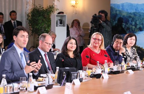 与性别平等咨询评估委员会的早餐会1