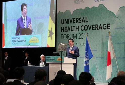 安倍总理出席了在东京都内举行的全民健康覆盖（UHC）论坛2017等。