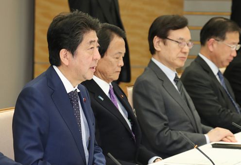 安倍总理在总理大臣官邸召开了有关海上保安体制強化的相关阁僚会议。