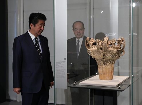 安倍总理访问了欧洲，出席了ASEM首脑会议。