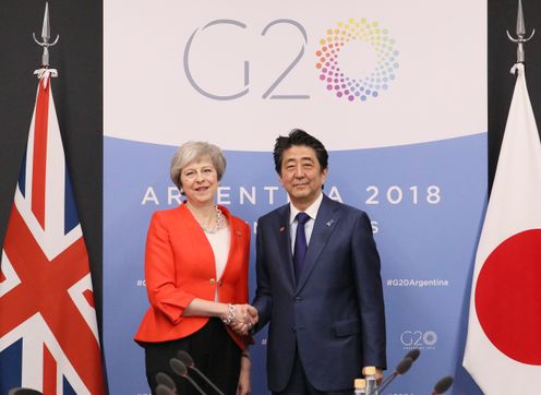 安倍总理为了出席G20布宜诺斯艾利斯峰会等访问了阿根廷共和国。