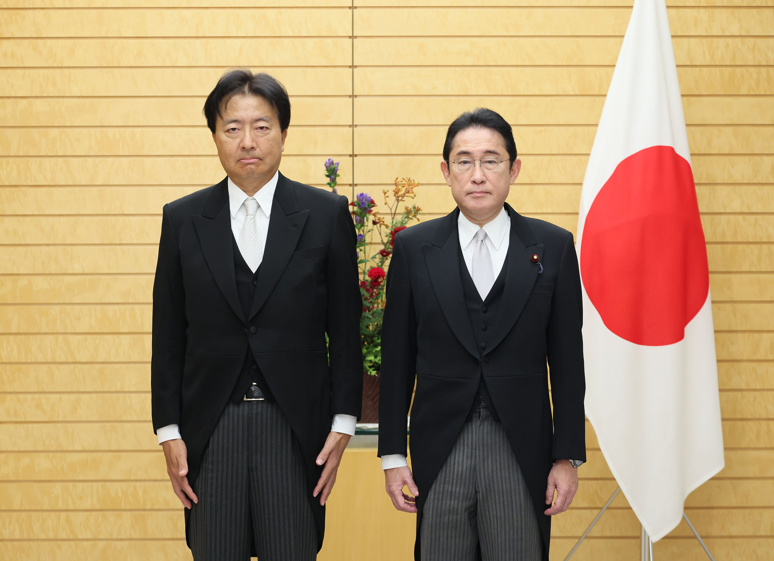 递交副大臣任命书