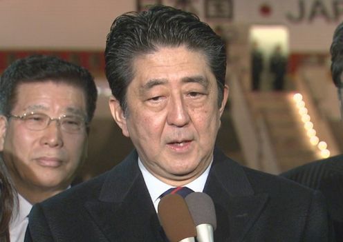 安倍总理在东京国际机场（羽田机场）举行了关于访问美国的记者会。