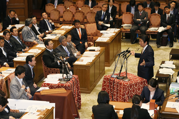 众议院有关我国及国际社会和平安全法制的特别委员会