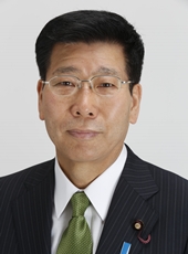 卫藤 晟一