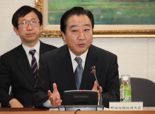 野田总理出席了在内阁府本府召开的睿智之新领域部会。