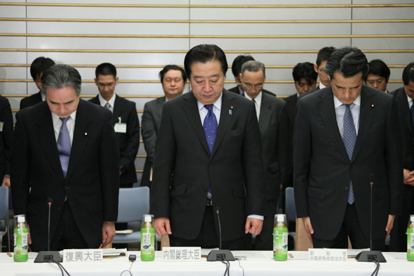 野田总理在总理大臣官邸出席了复兴推进委员会的首次会议。