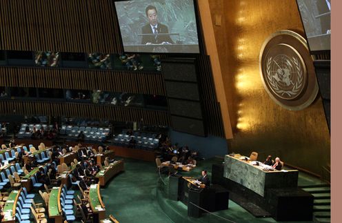 为了出席第67届联合国大会，正在美国纽约访问的野田总理作了一般性辩论发言。