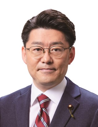 顔写真:鬼木誠