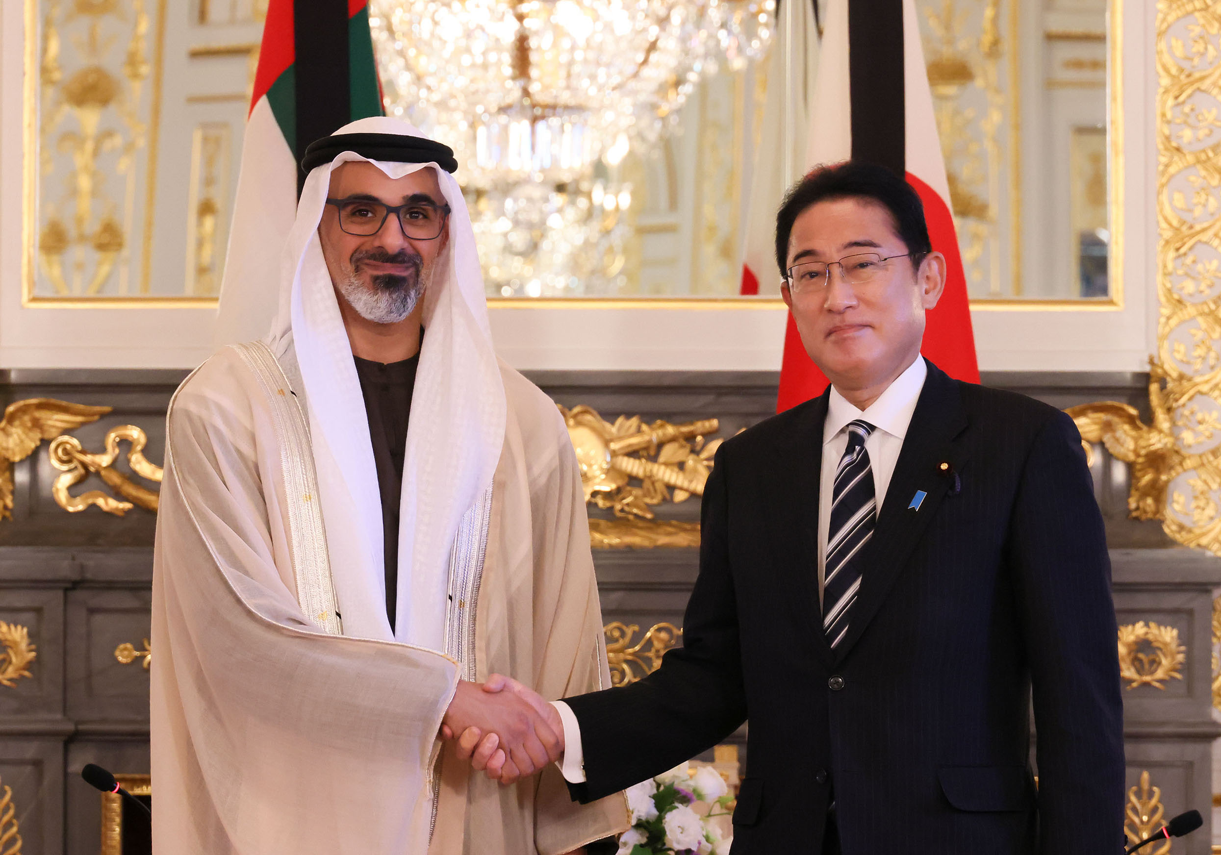 ハーリド・アラブ首長国連邦アブダビ執行評議会委員兼執行事務局長による表敬を受ける岸田総理１