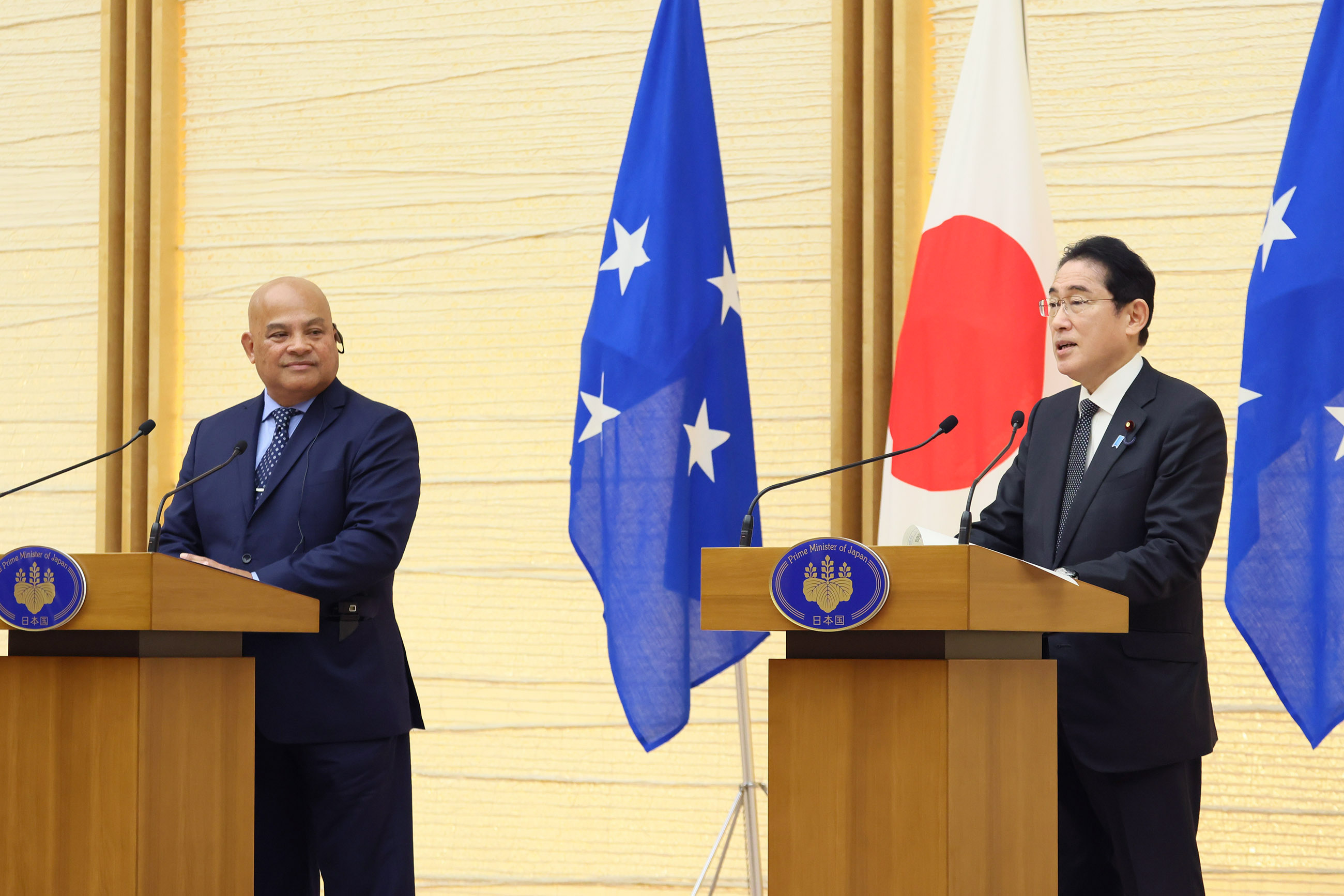 共同記者発表１