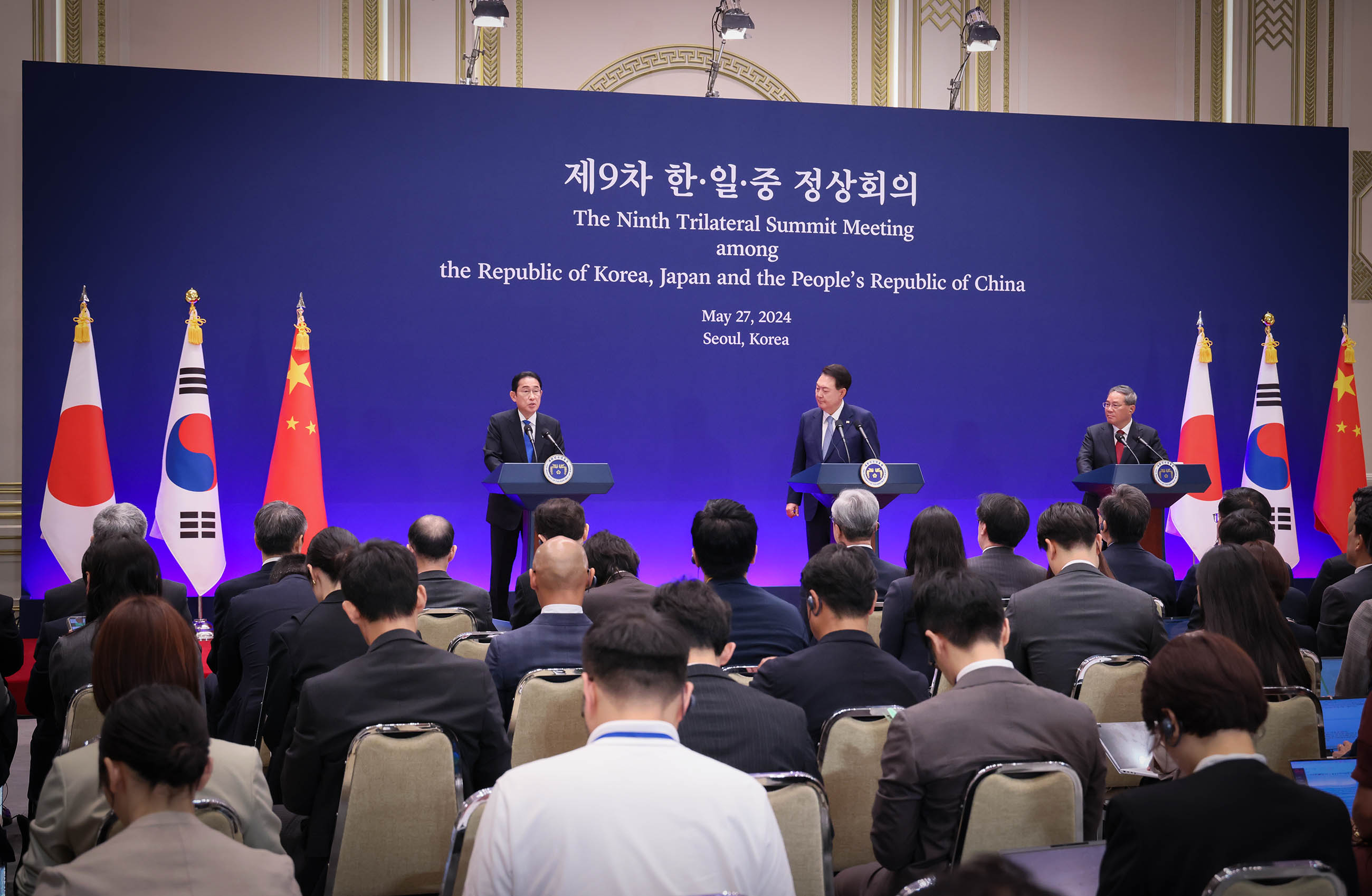 共同記者発表２