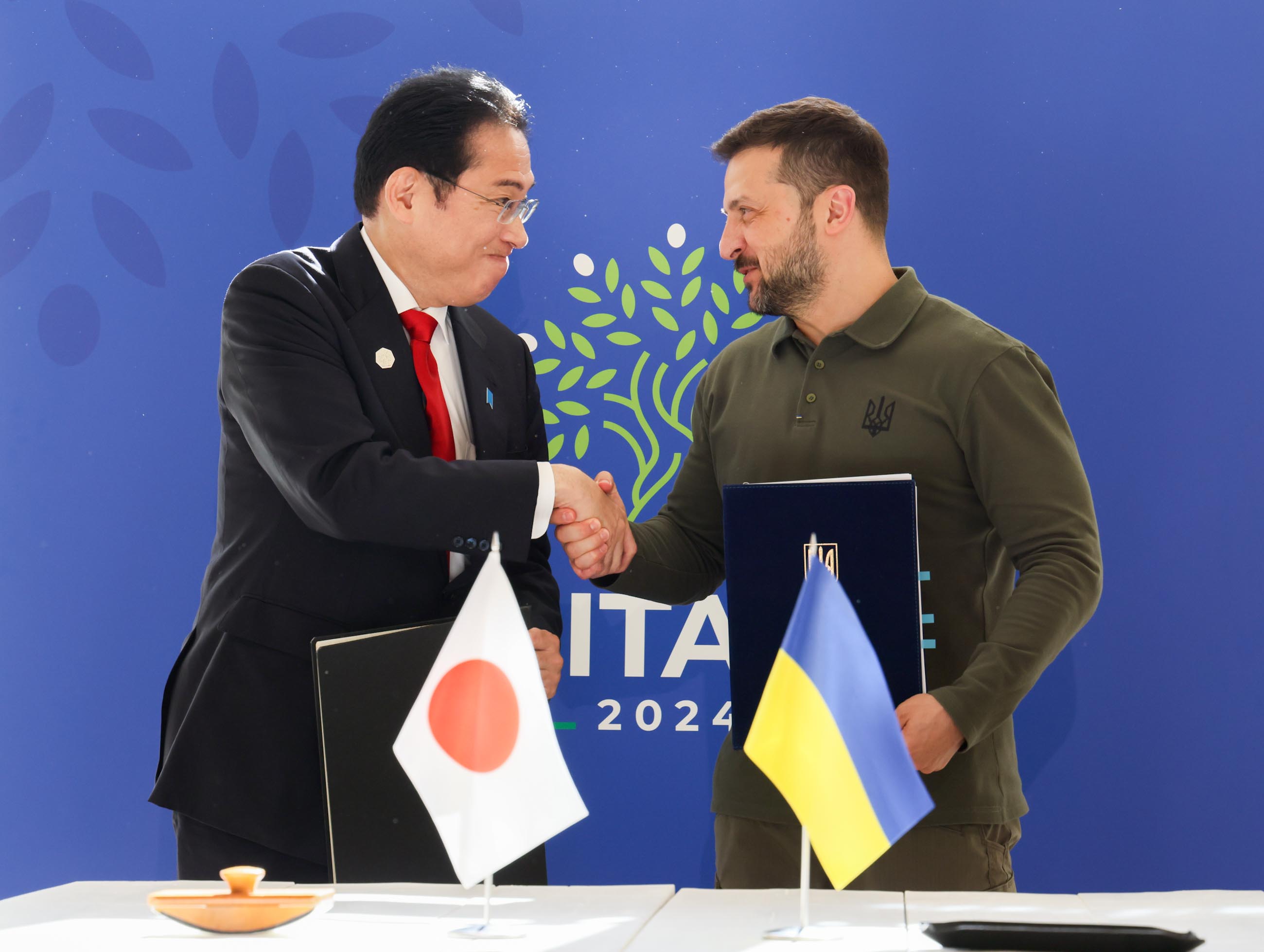 日・ウクライナ署名式及び首脳会談４