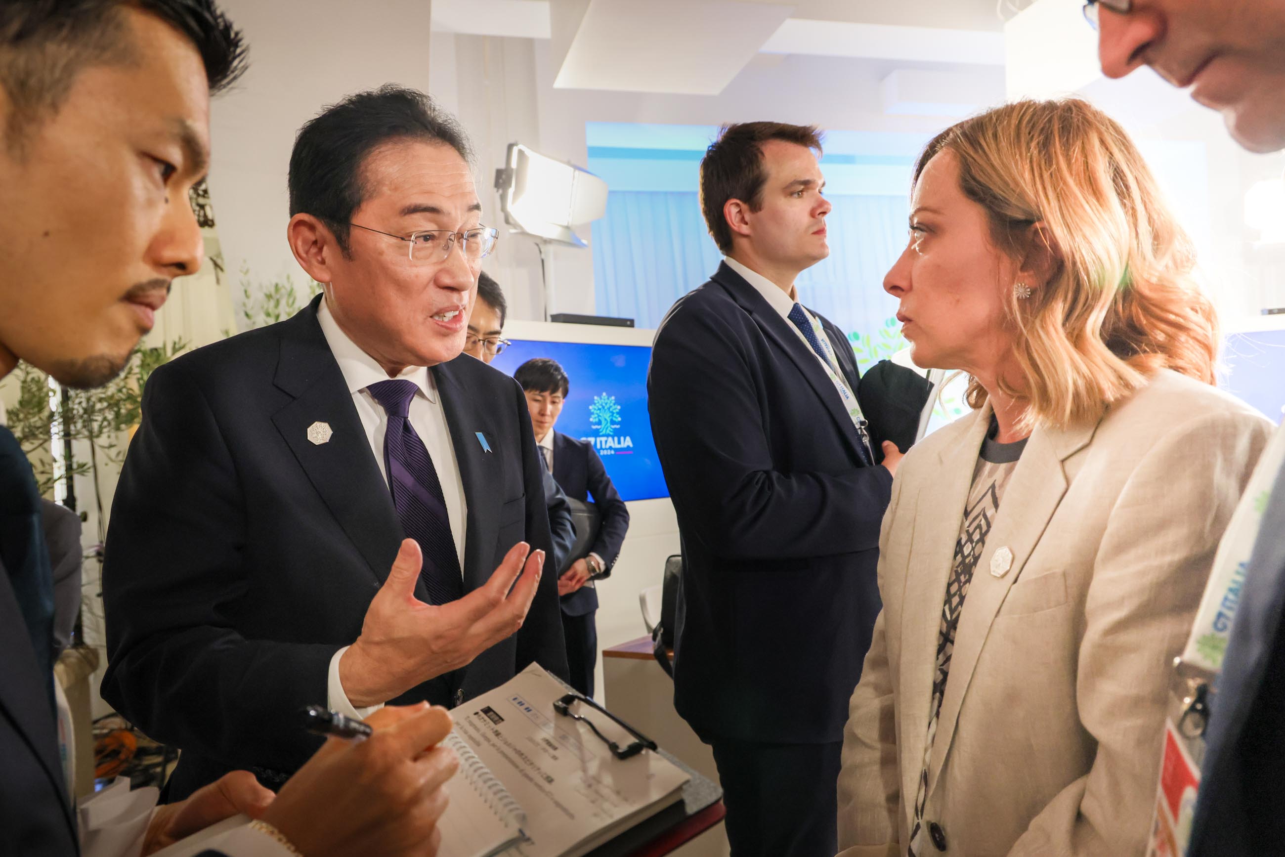 メローニ伊首相との懇談１