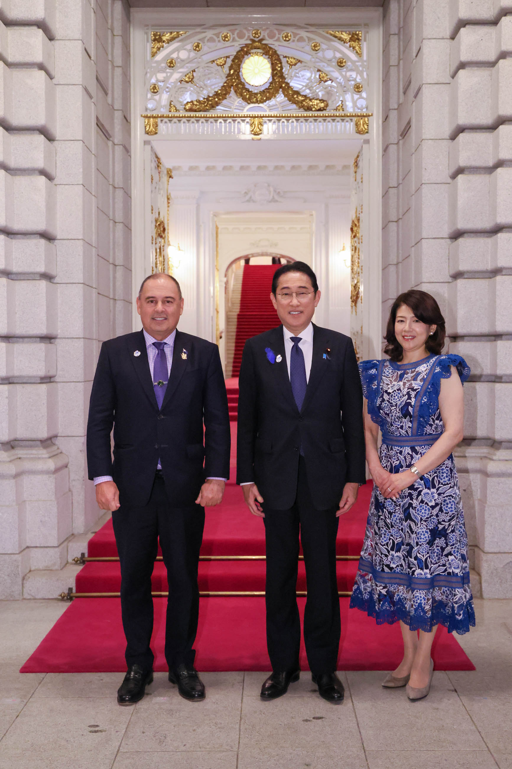 ブラウン・クック諸島首相を出迎える岸田総理
