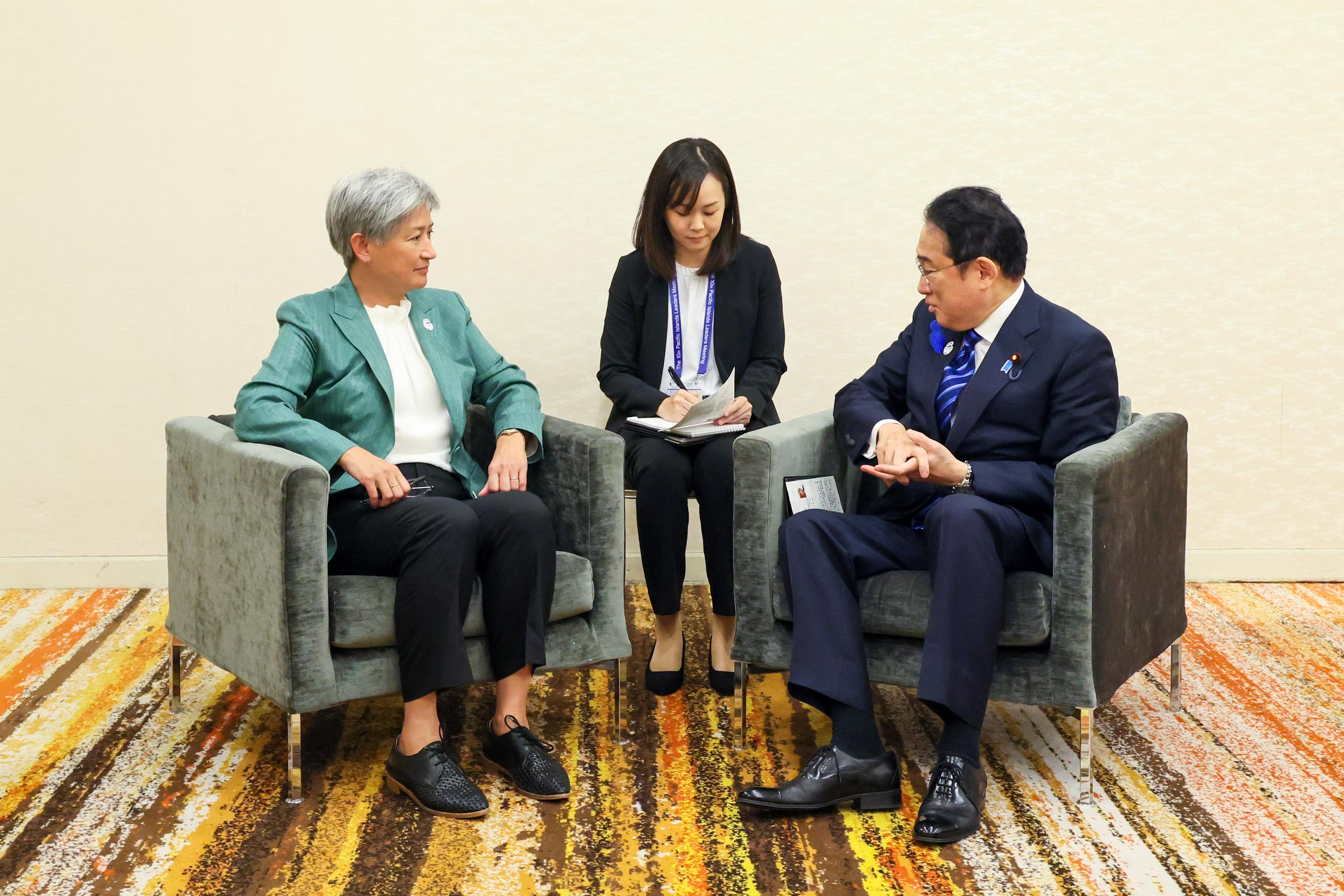オーストラリア外務大臣による表敬を受ける岸田総理３