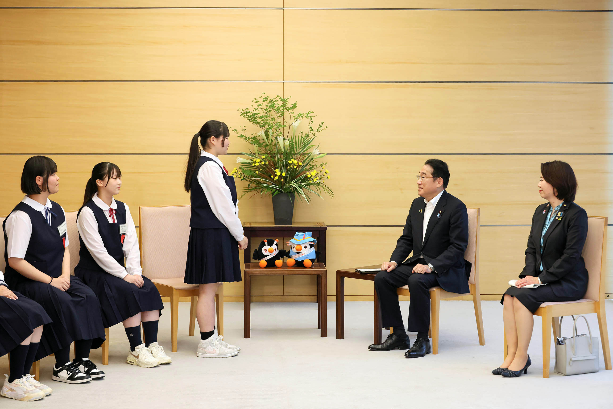 表敬を受ける岸田総理２