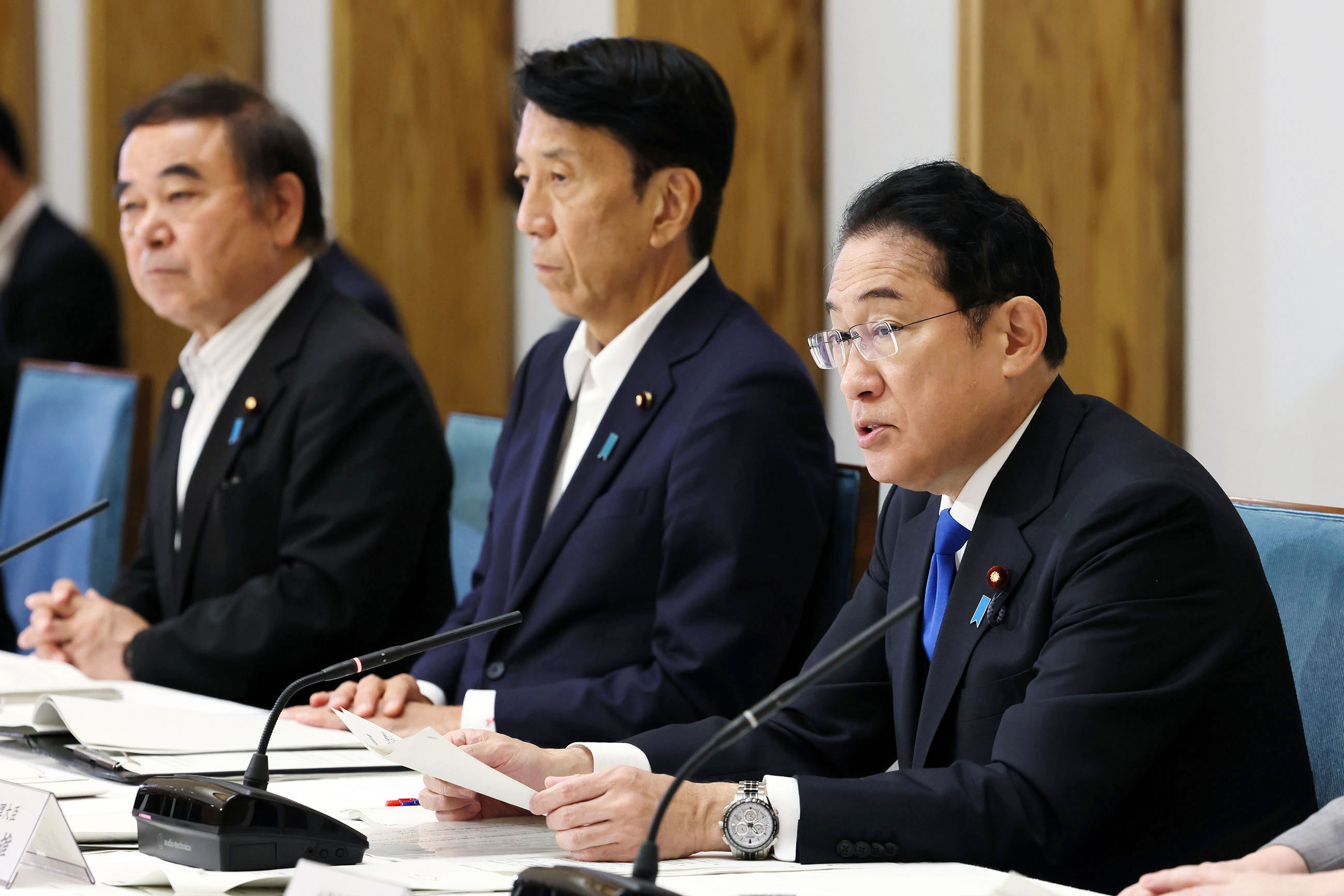 会議のまとめを行う岸田総理１