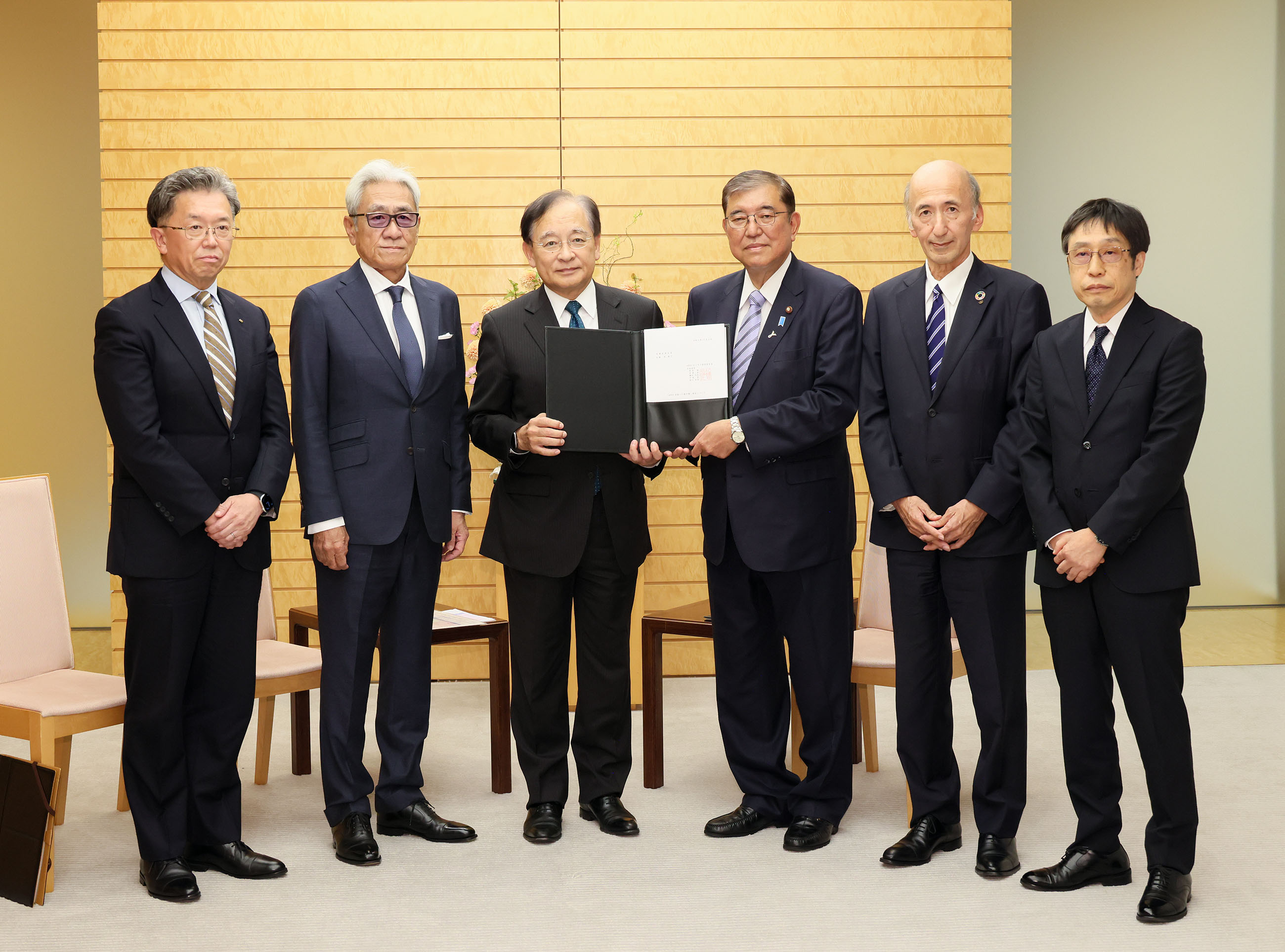 ＡＰＥＣビジネス諮問委員会（ＡＢＡＣ）による提言書手交