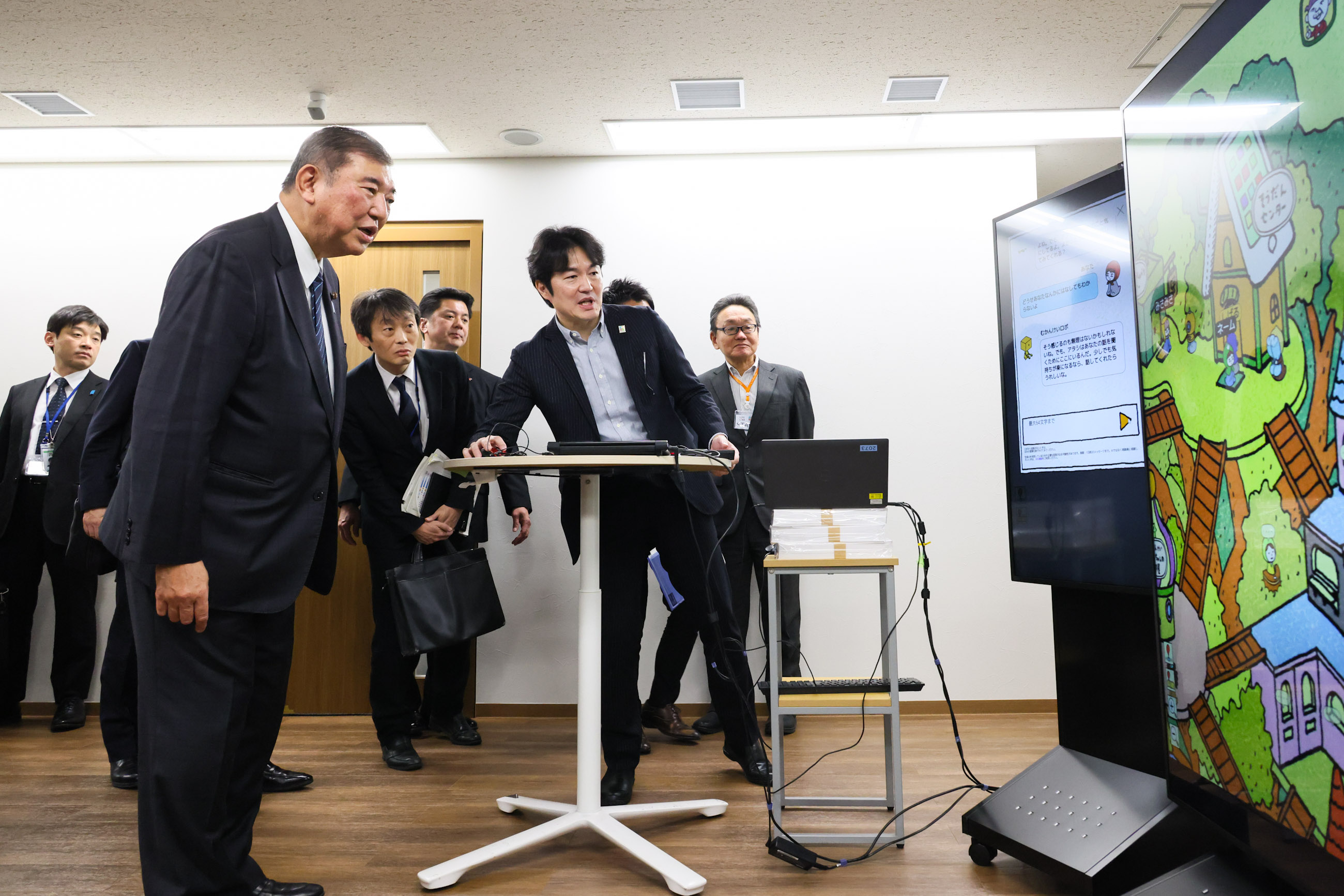 ライフリンクを視察する石破総理２