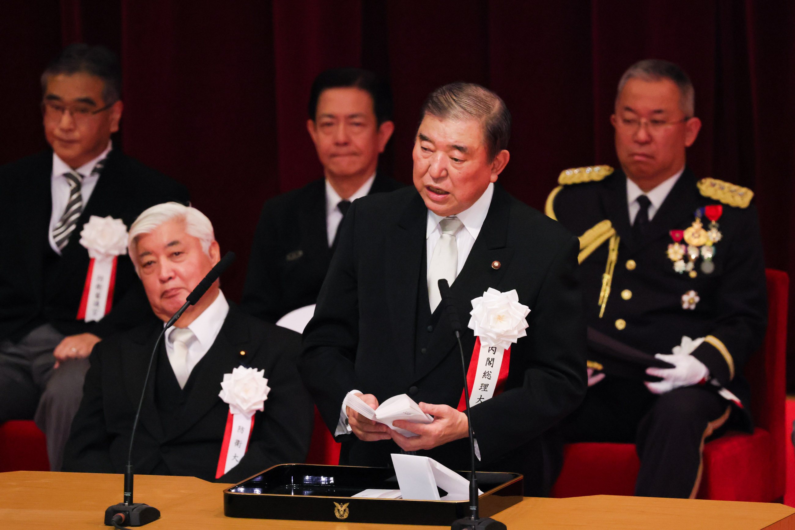 訓示を行う石破総理４