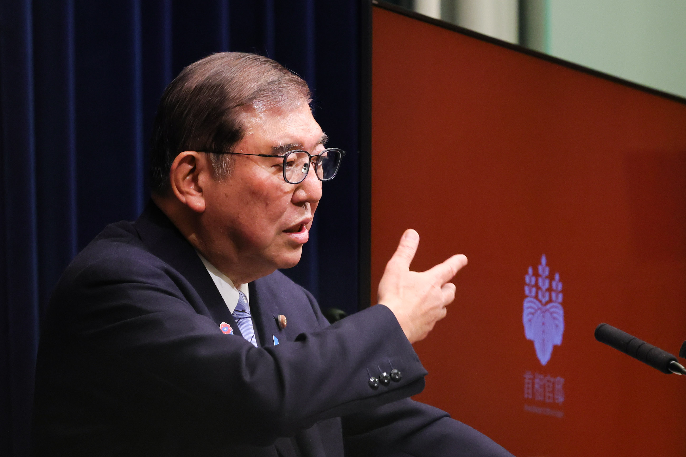 冒頭に発言する石破総理１２