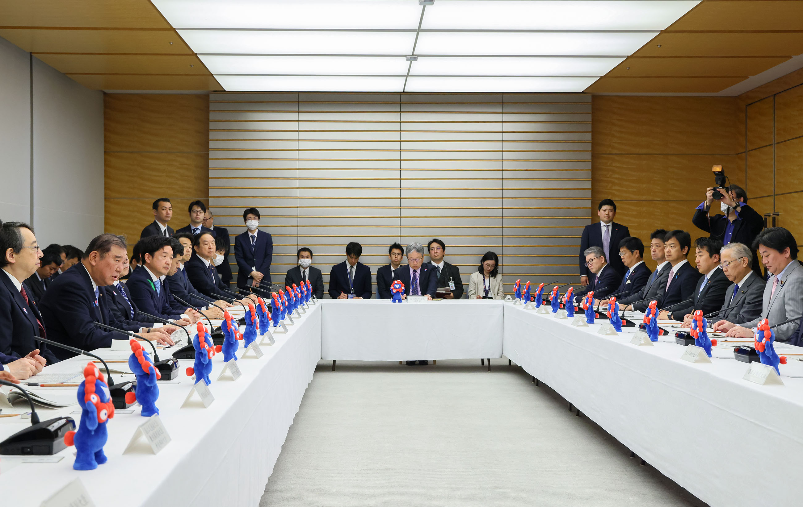発言する石破総理３