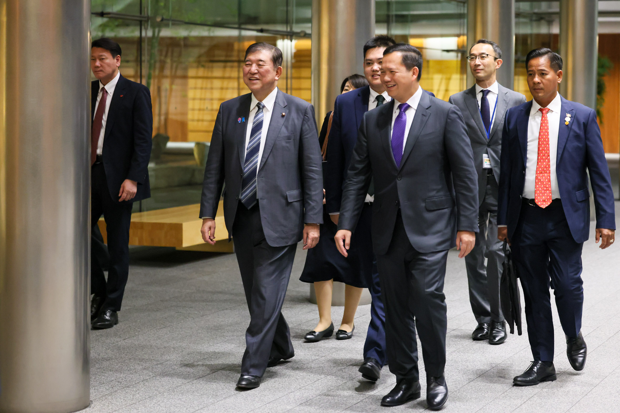 共同記者発表に臨む両首脳