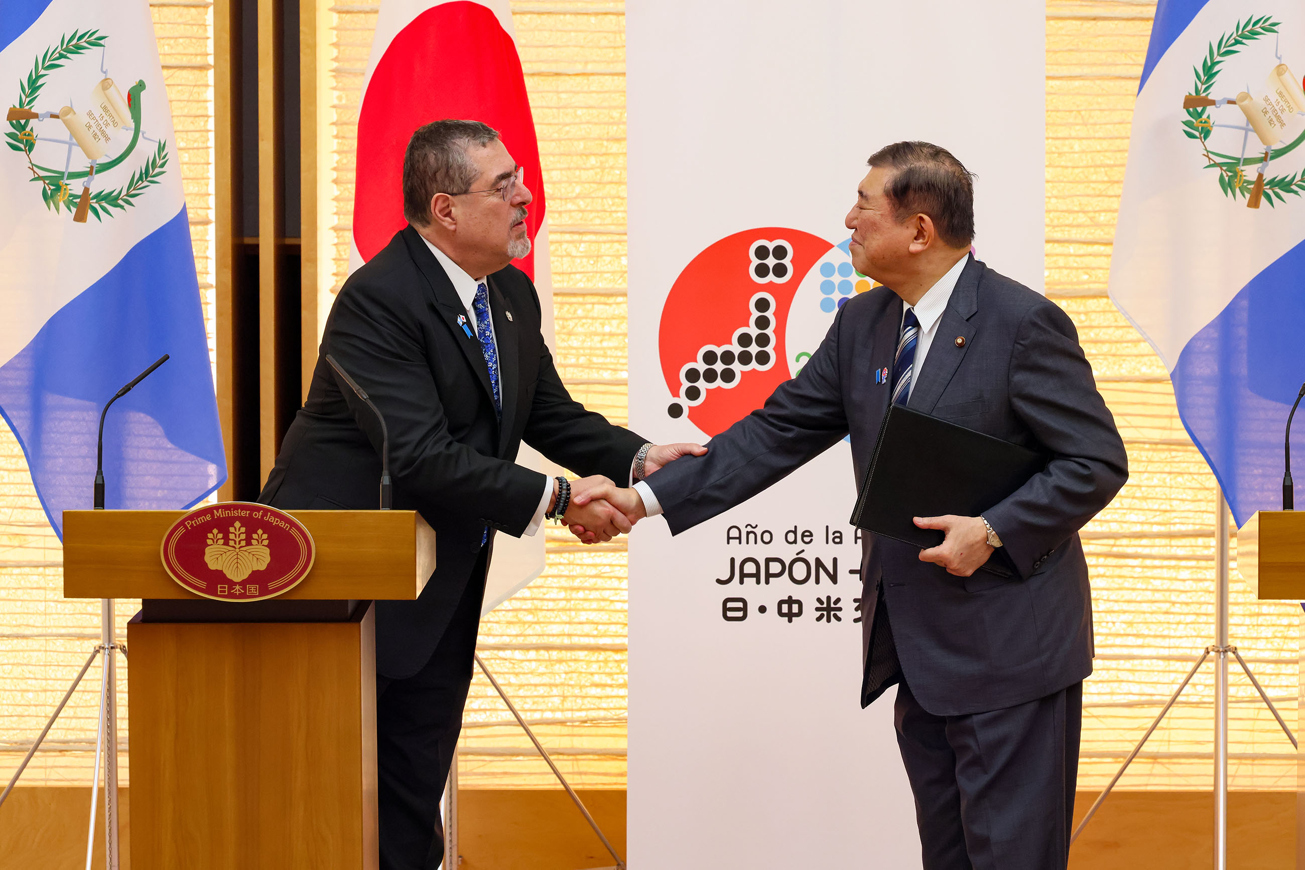共同記者発表４