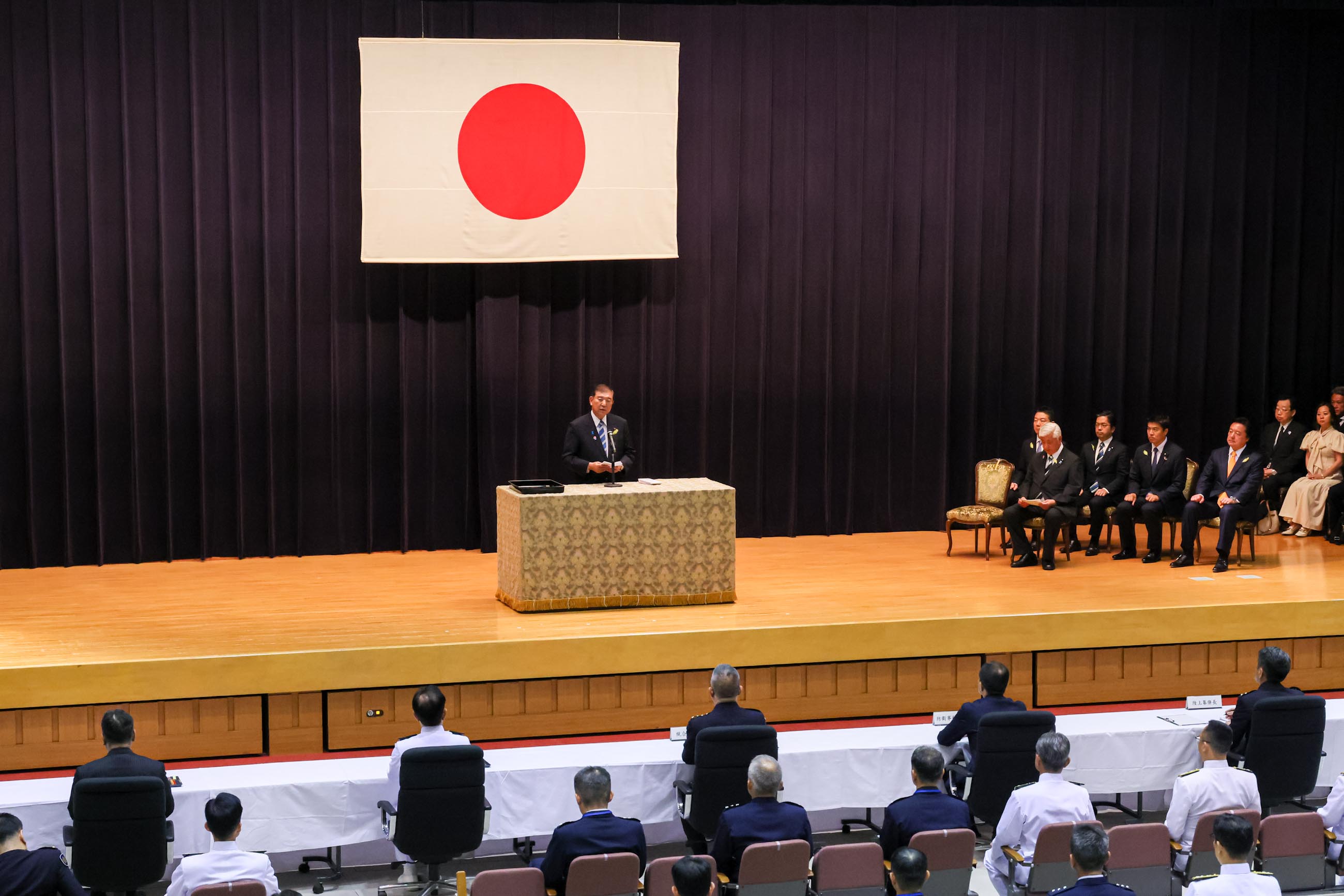 訓示を行う石破総理１