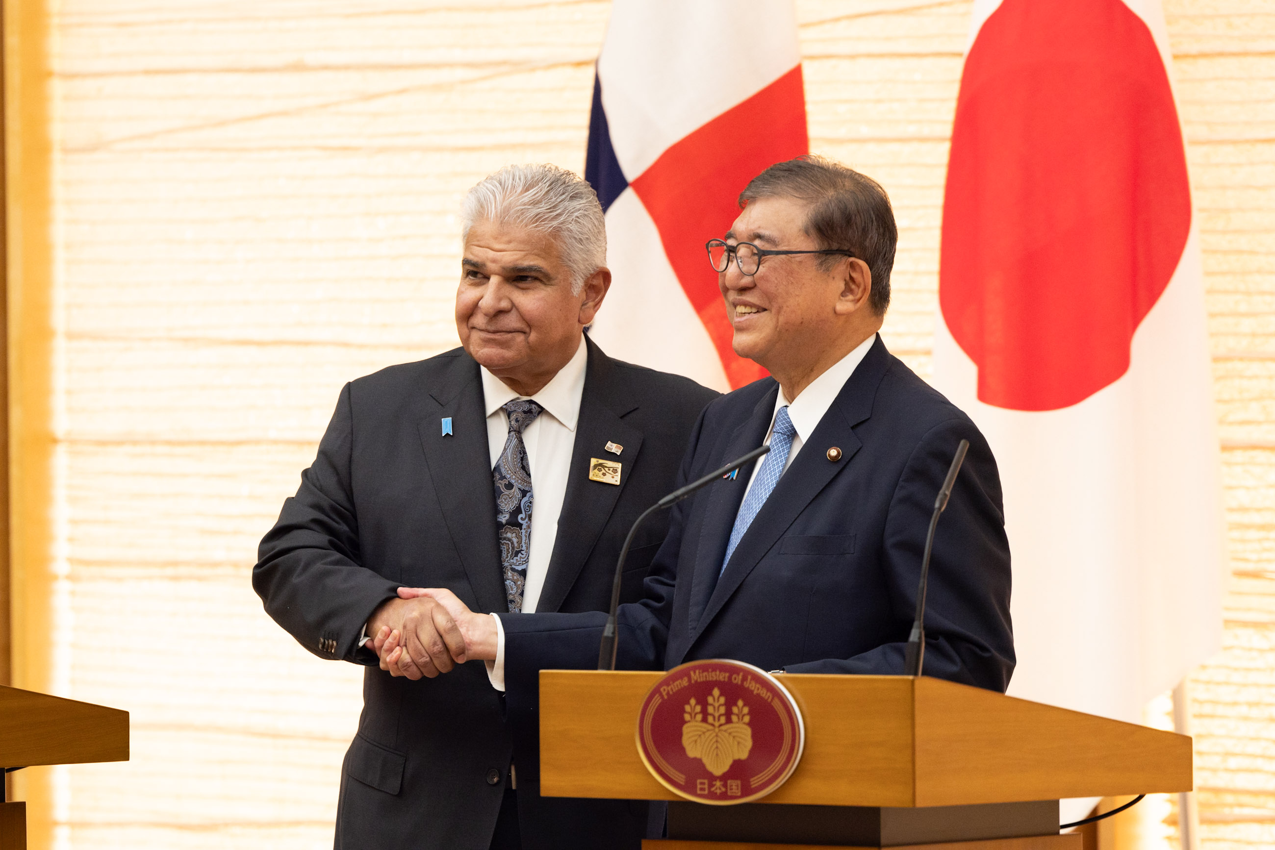 共同記者発表８