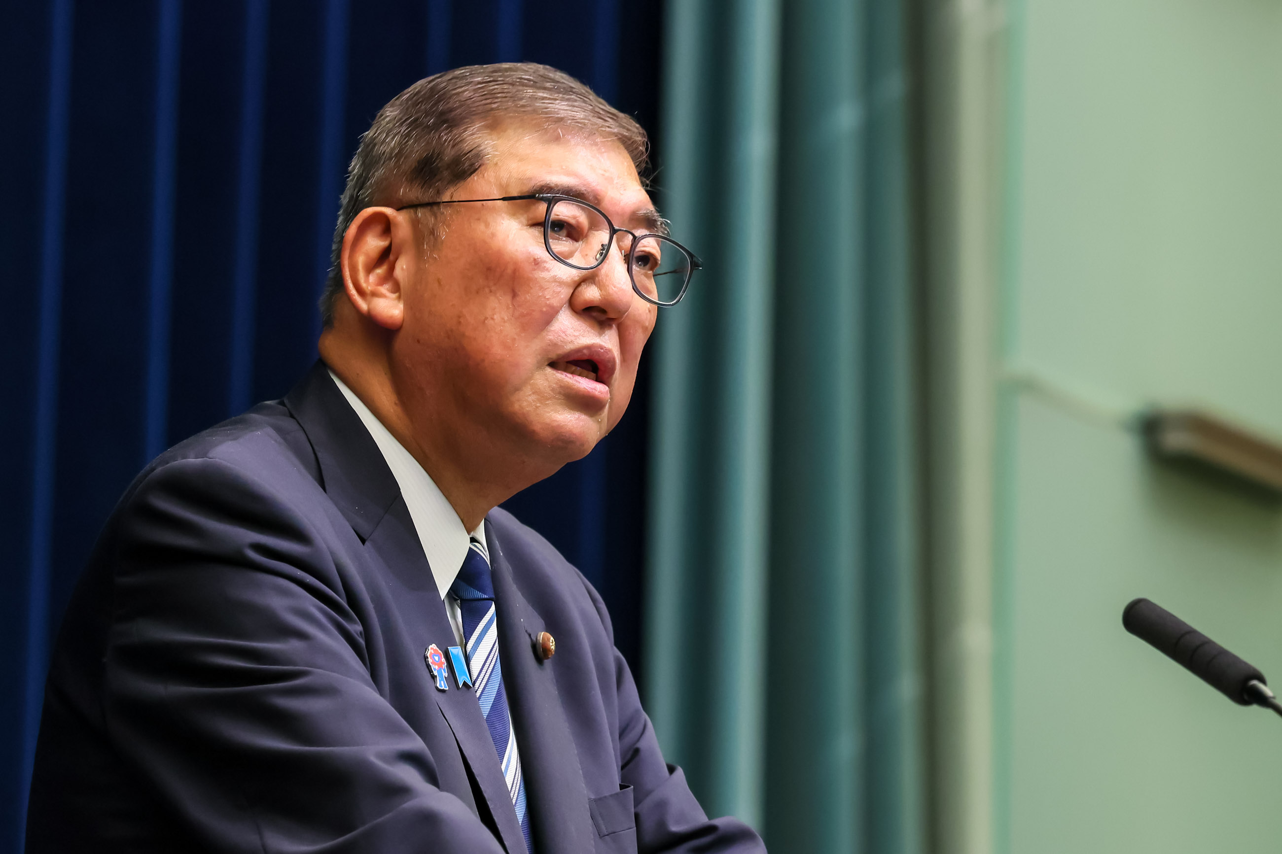 冒頭に発言する石破総理３