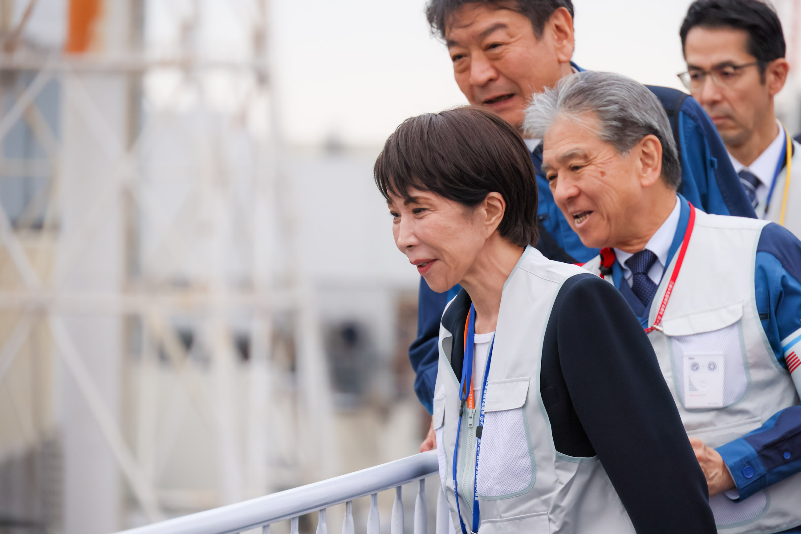 原子力発電所を視察する高市総理５