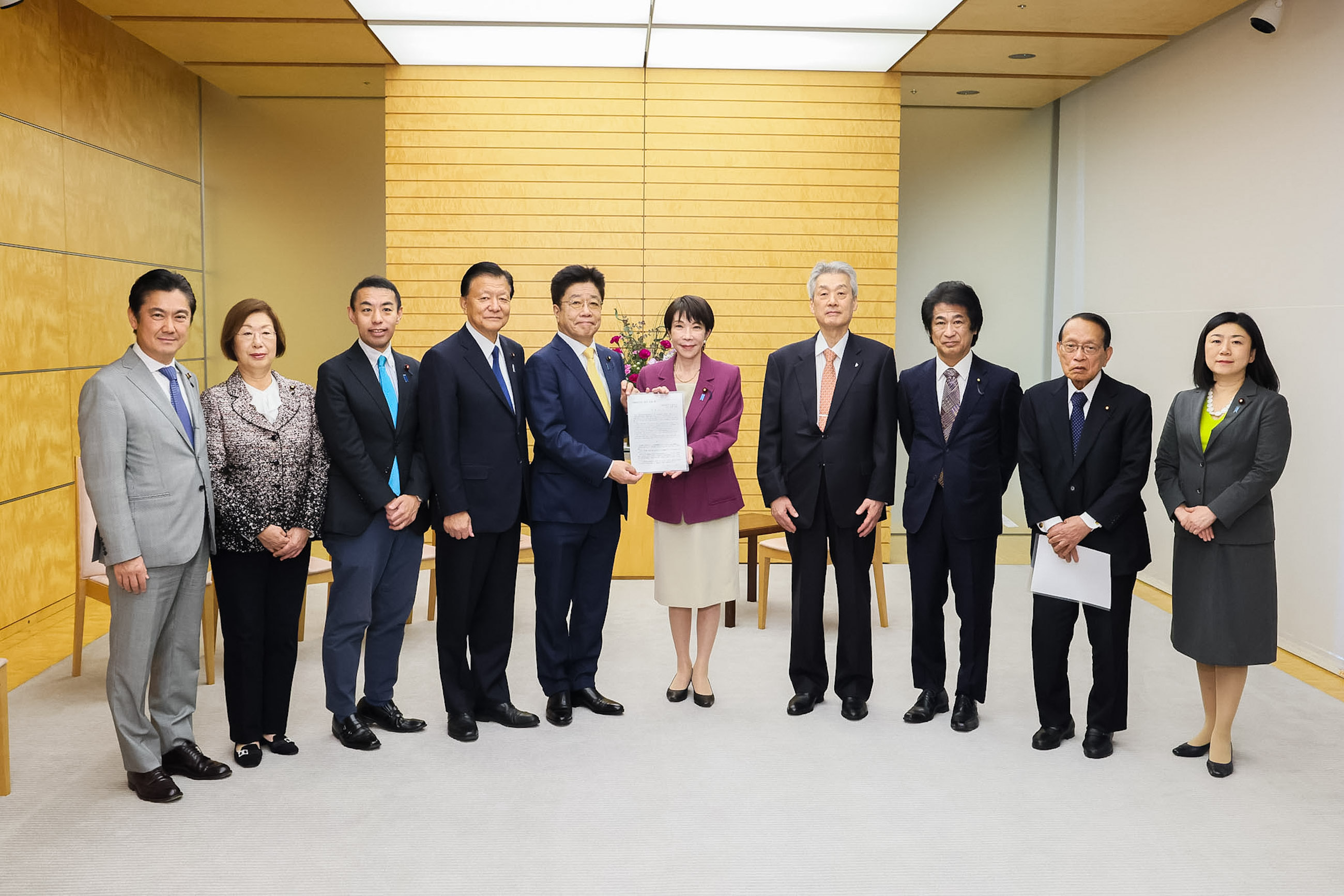 自由民主党・国民医療を守る議員の会による申入れ