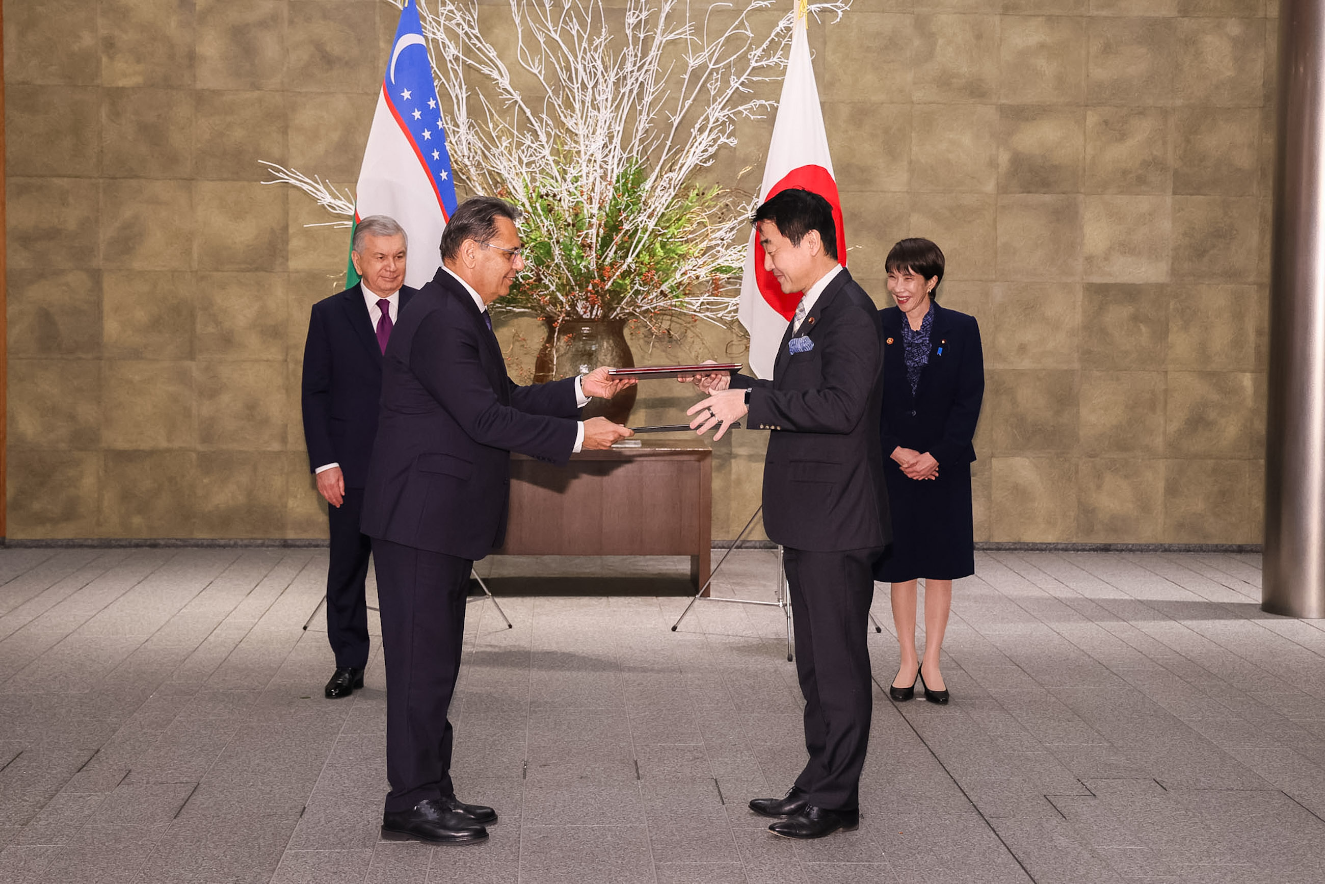 文書署名・披露式１３