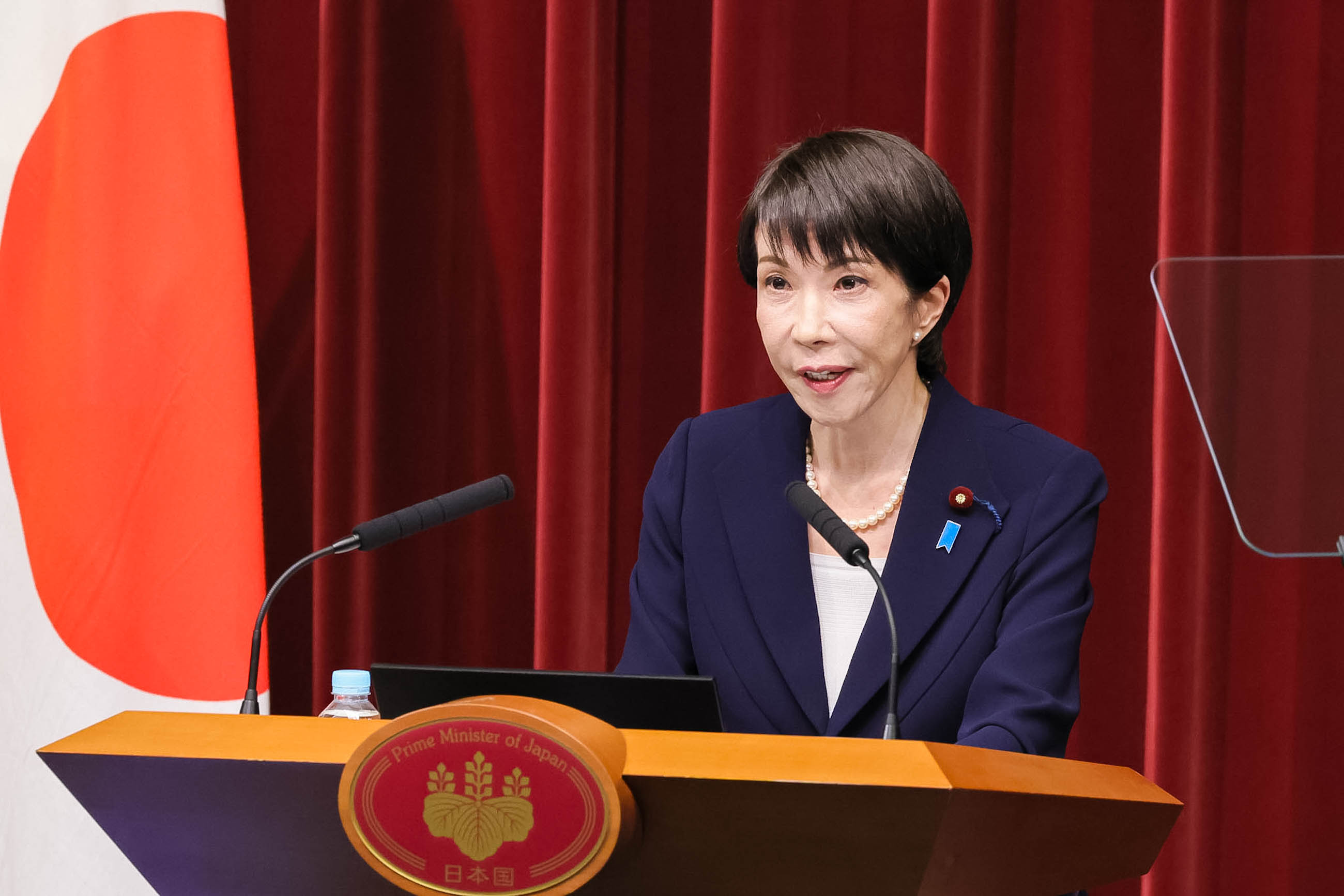 会見する高市総理１