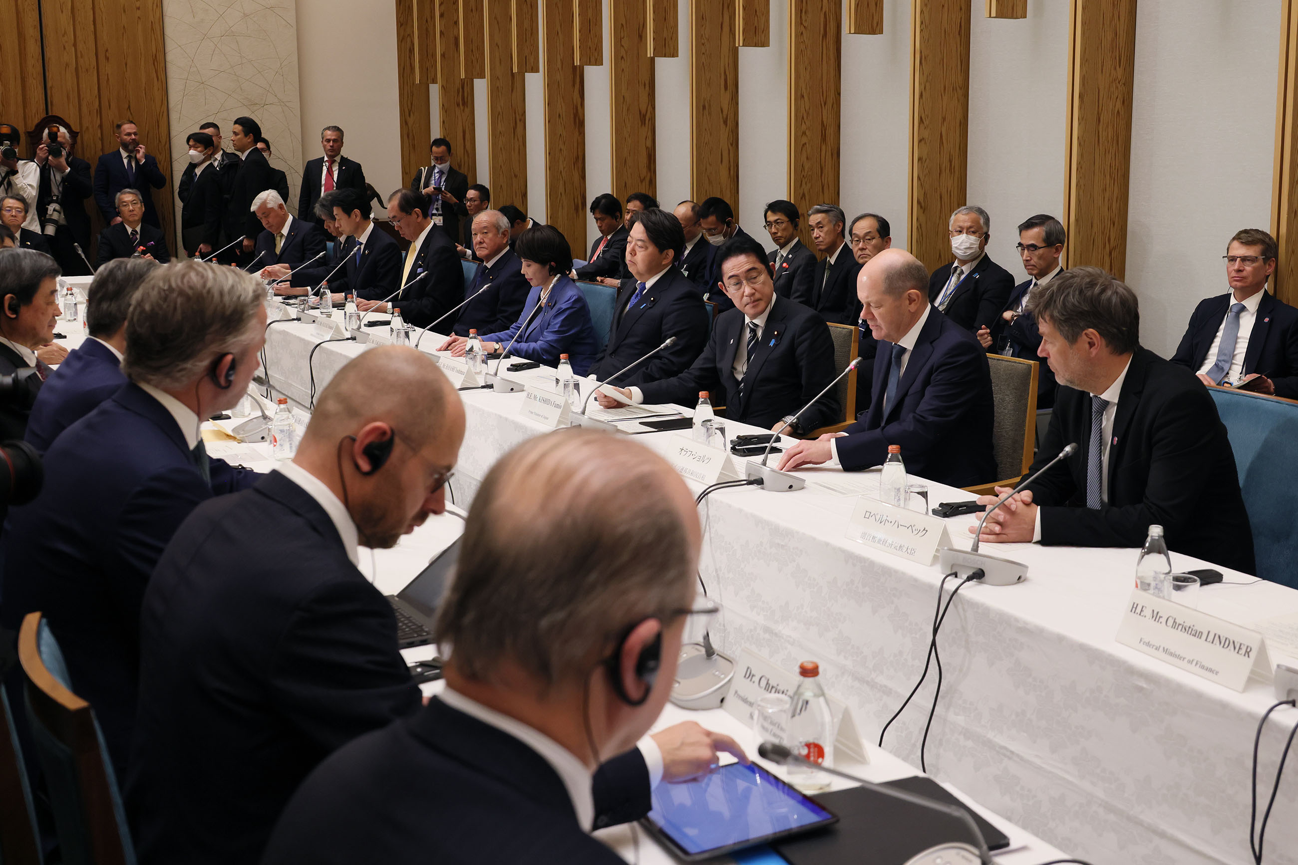 日独経済関係者と両首脳との意見交換６